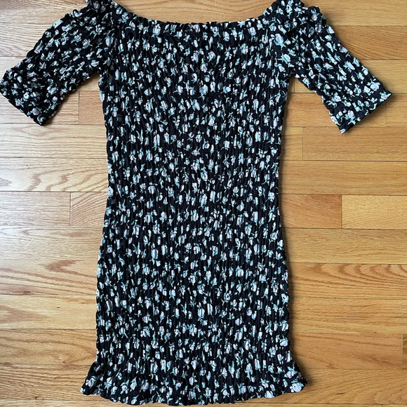 Snidel Ruched Mini Floral Dress - Picture 1 of 2